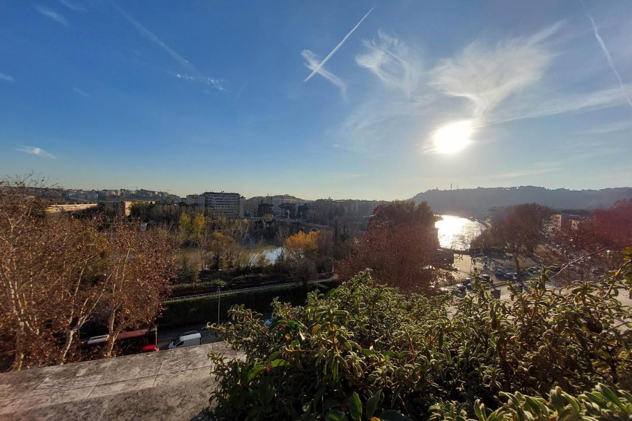 Beautiful Loft In Ponte Milvio With Terrace Apartment Rome Luaran gambar